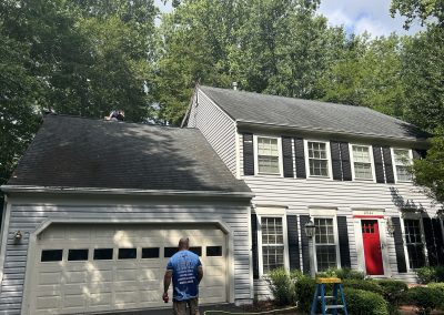 dirty-roof-before-soft-wash-pro-exterior-wash